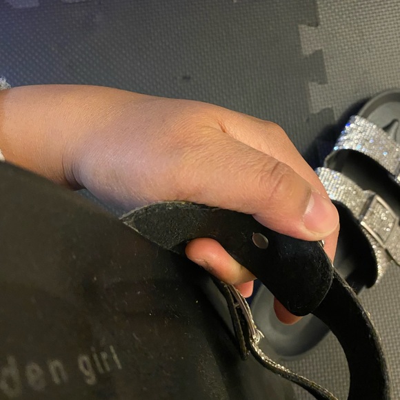 Madden Girl Slipperssize 9 - Picture 3 of 4